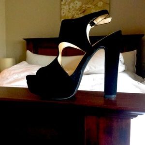Jessica Simpson Black Platforms